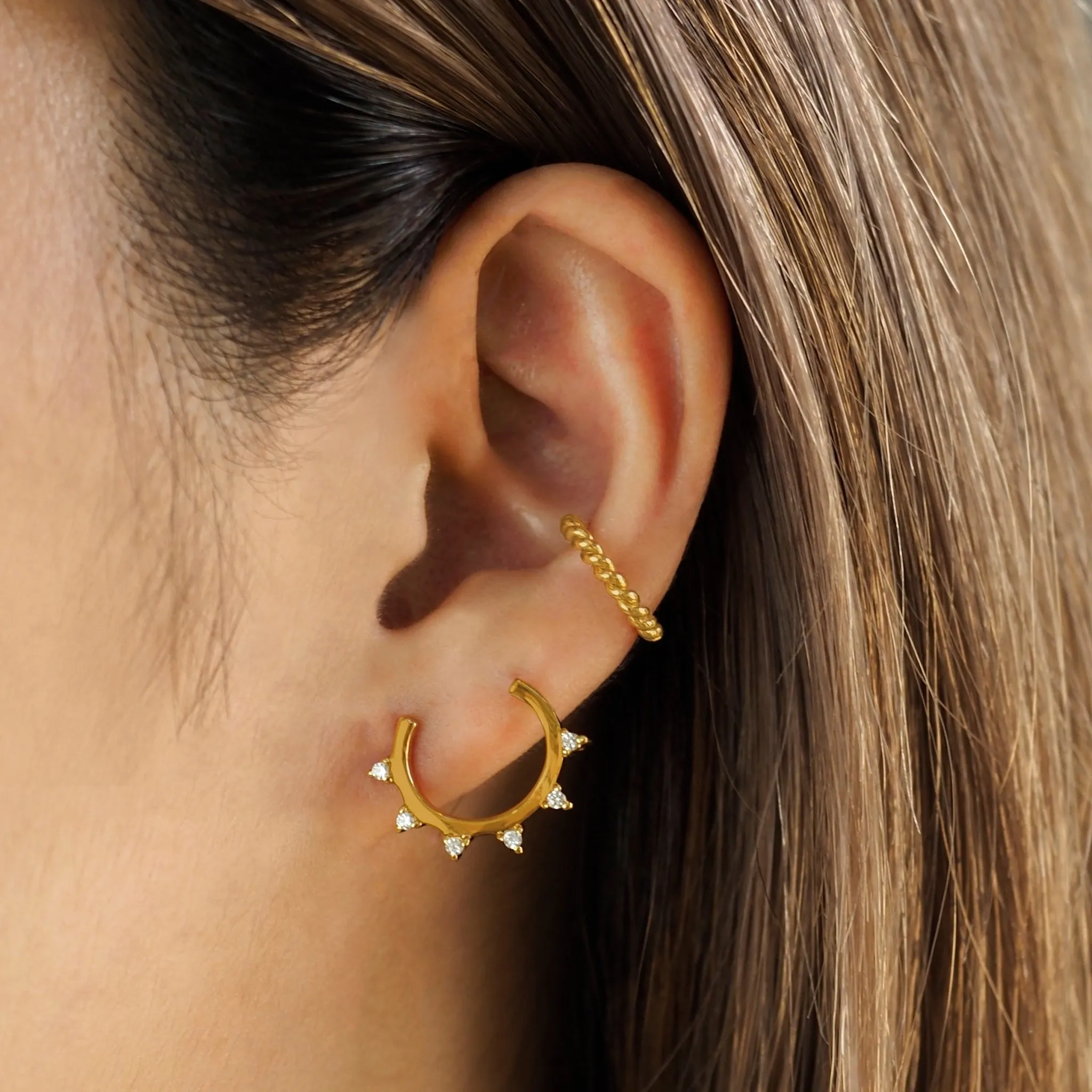 Caviar Ball Ear Cuff