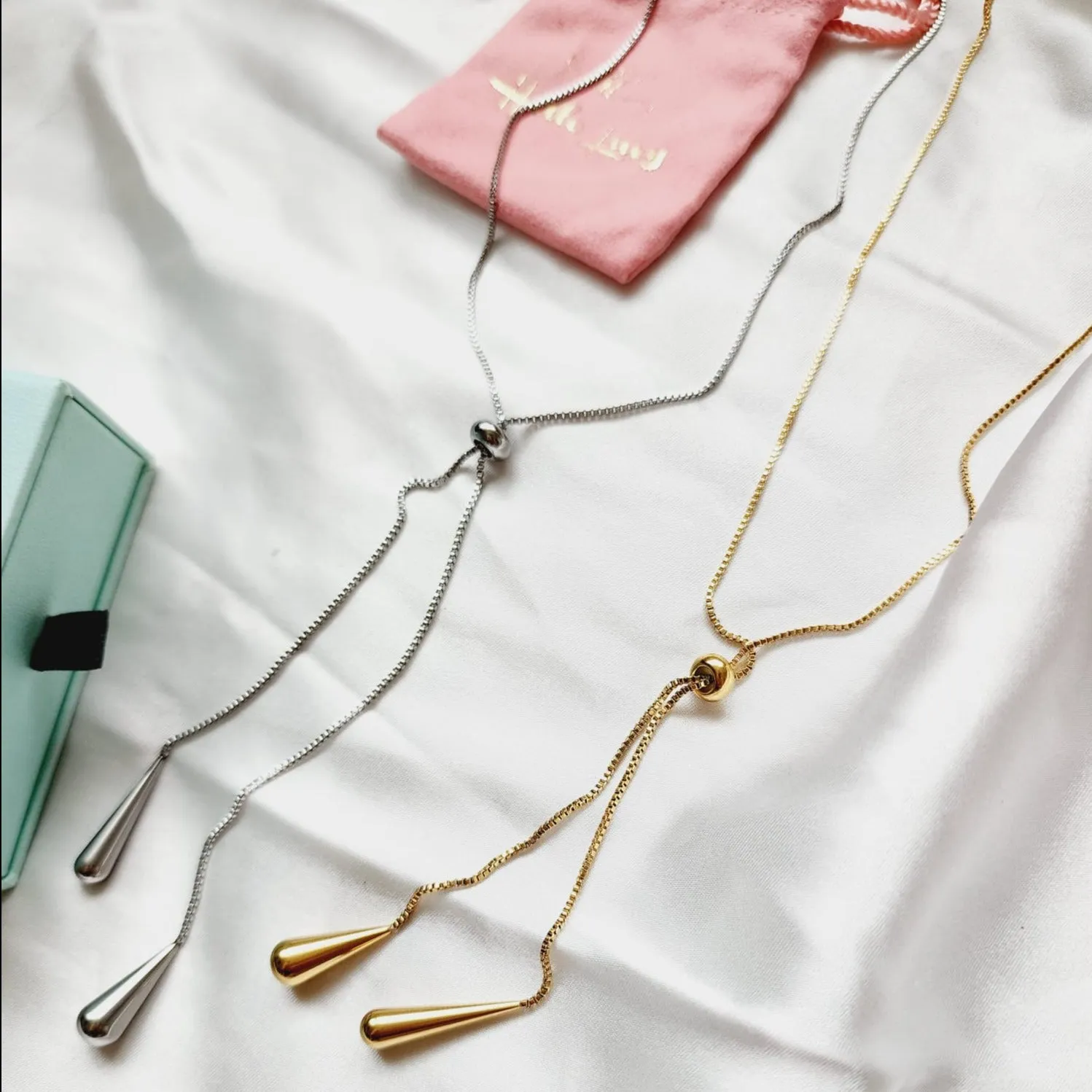 Deddie Adjustable Lariat Necklace