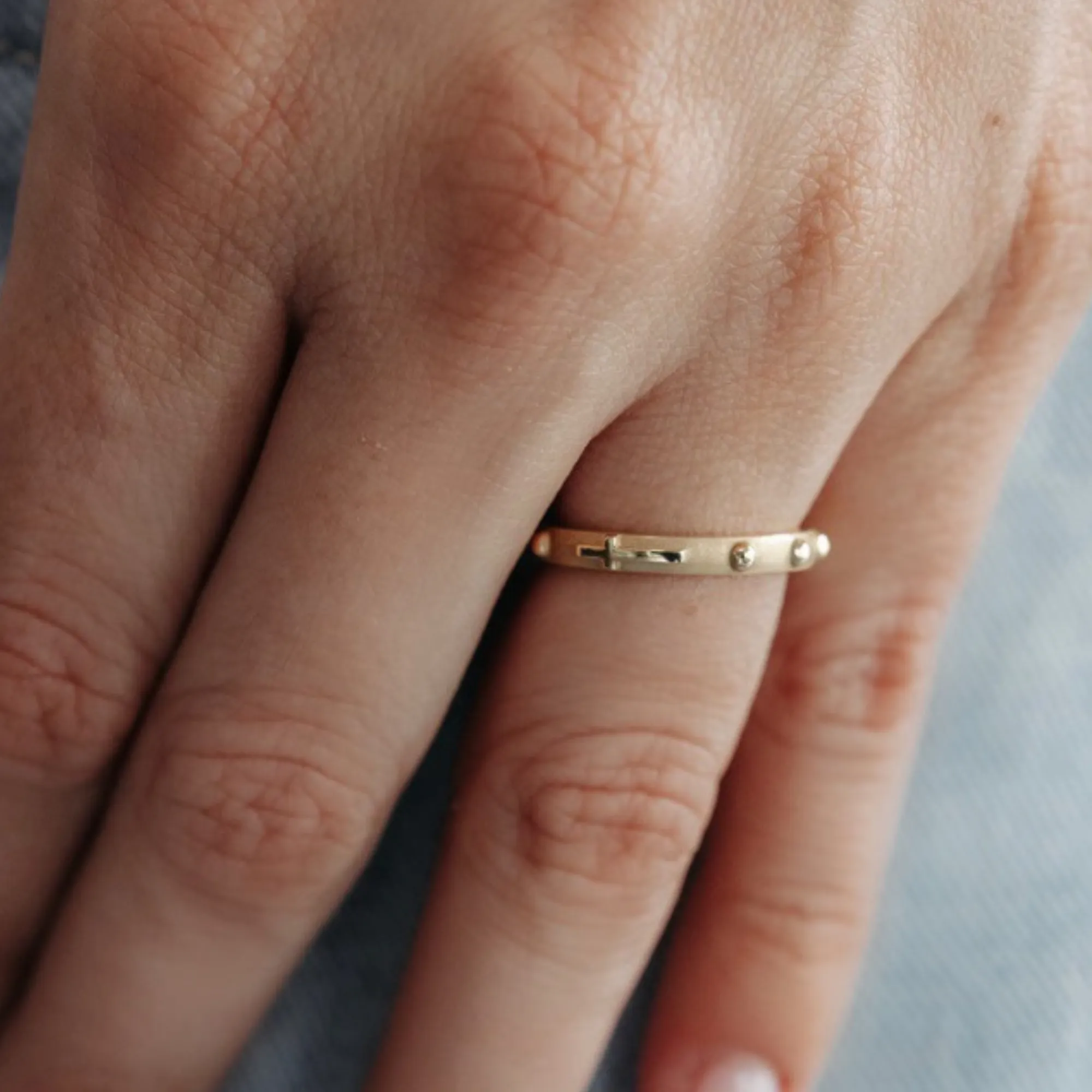 East - West Gold Cross Ring