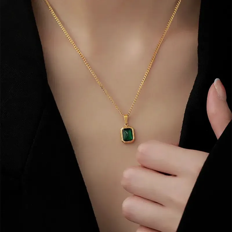 Emmy Emerald Pendant Necklace