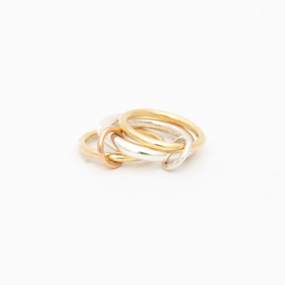 Leda Ring