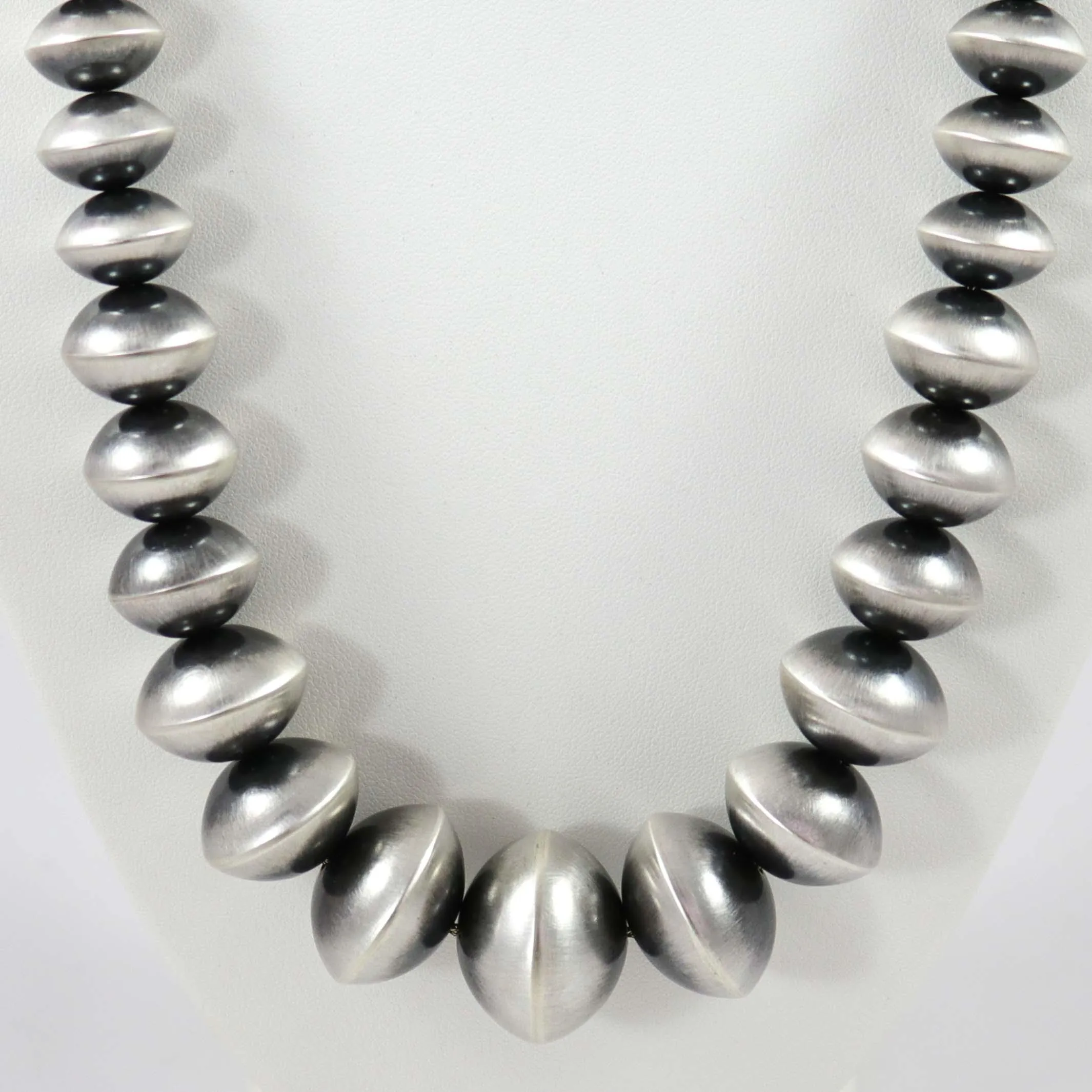 Navajo Pearl Necklace