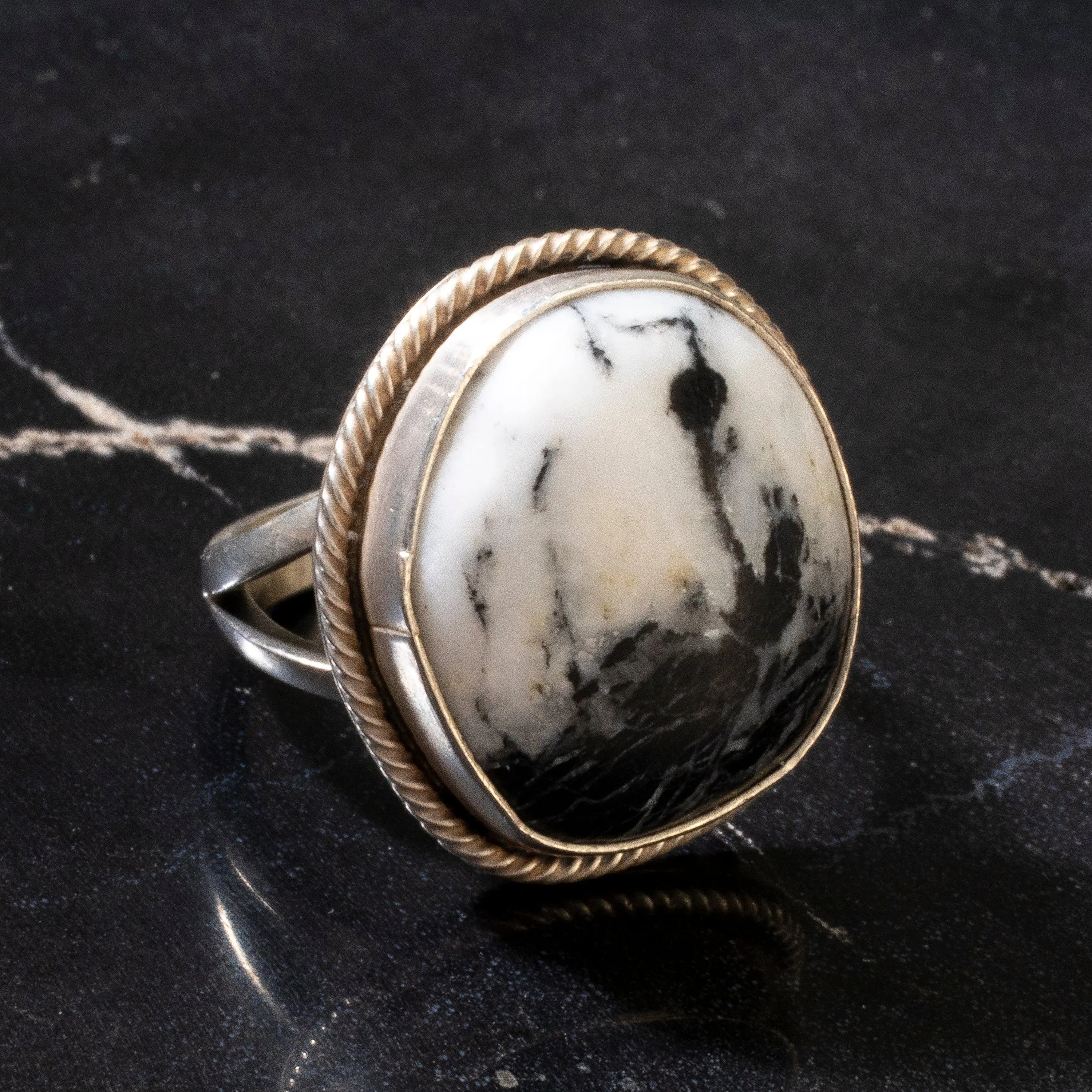 Scott Skeets White Buffalo Turquoise Round Navajo USA Native American Made 925 Sterling Silver Ring