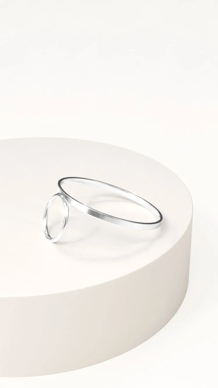 silver round ring