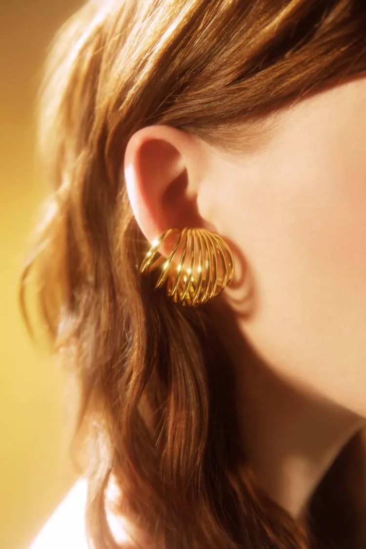 Spiral gold earring