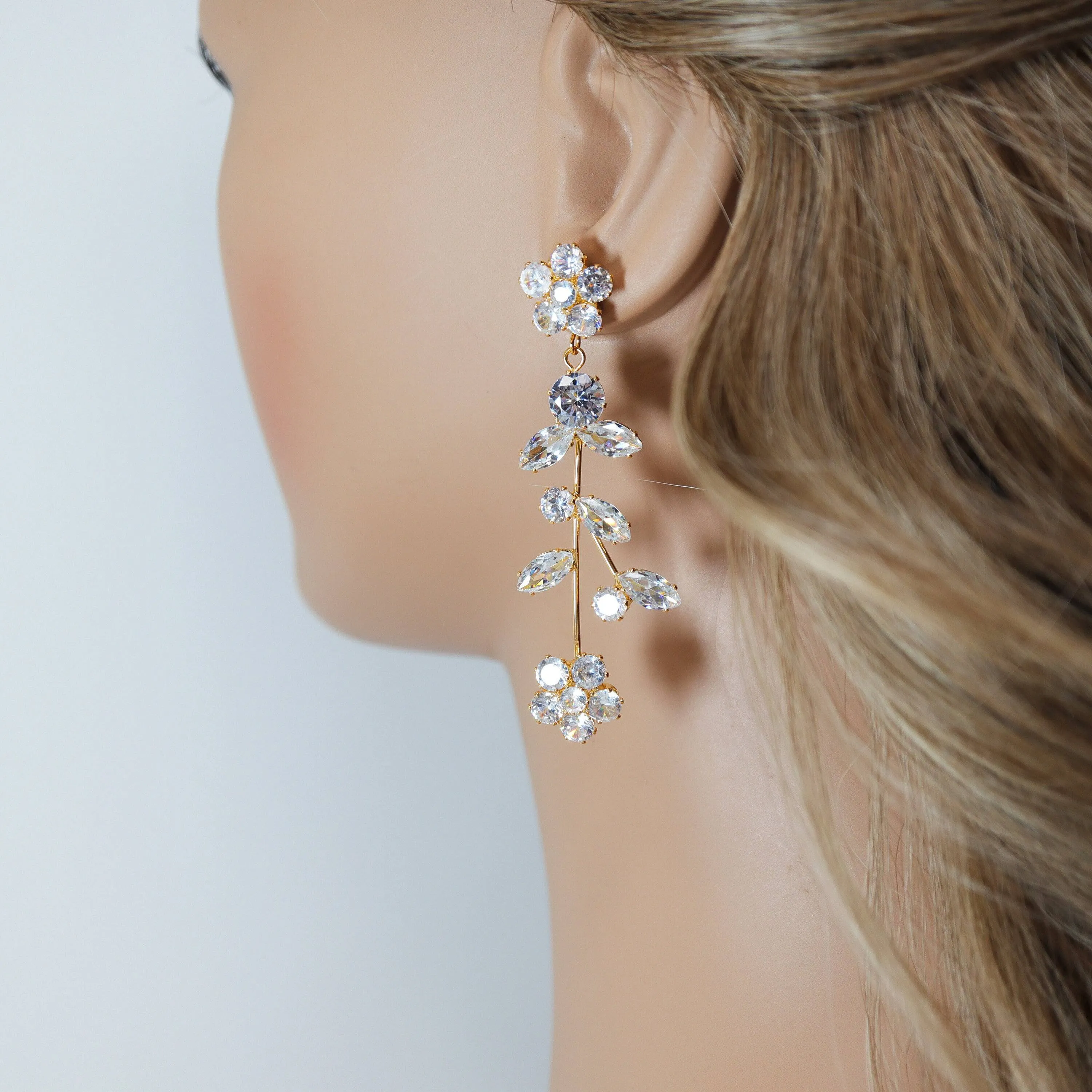 Swarovski Crystal Vine Leaves Flower Drop Earrings, Bridal Jewelry, Bridal Earrings, Crystal Bridal Earrings, Statement Earrings Cz