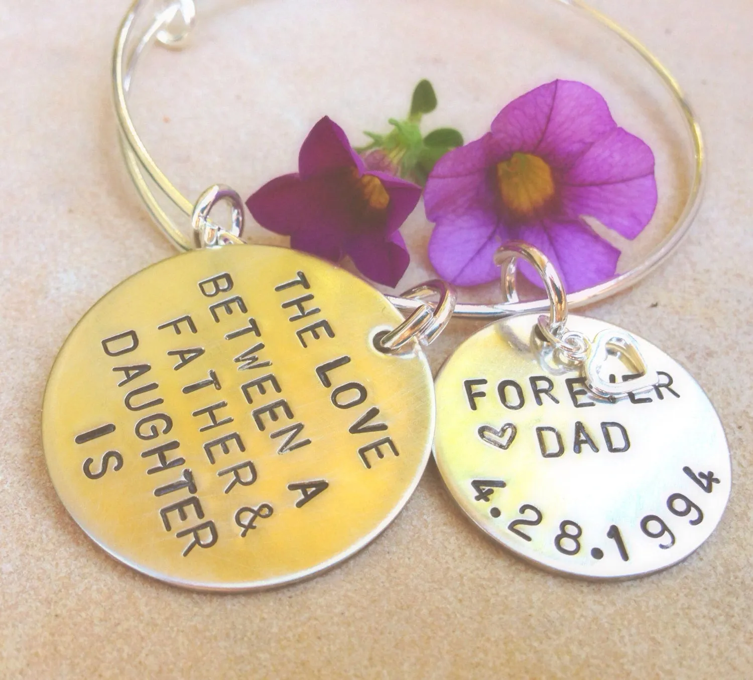 The Love Between A Father And Daughter Bangle Bracelet, Father Daughter Jewelry Gifts