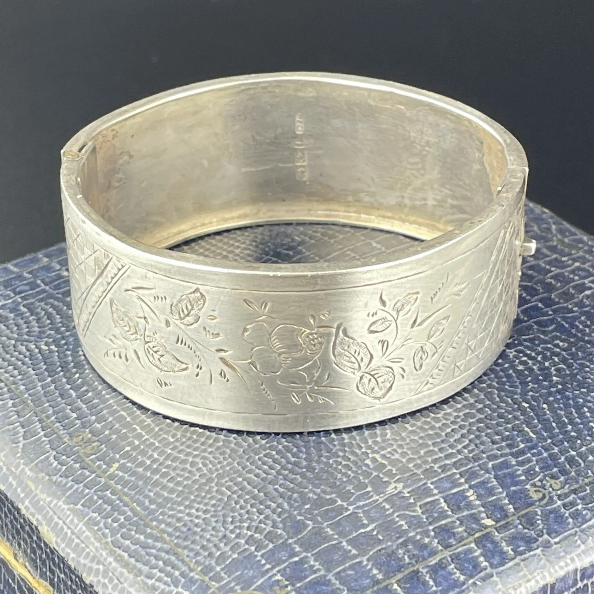 Victorian Floral Engraved Silver Bangle Cuff Bracelet